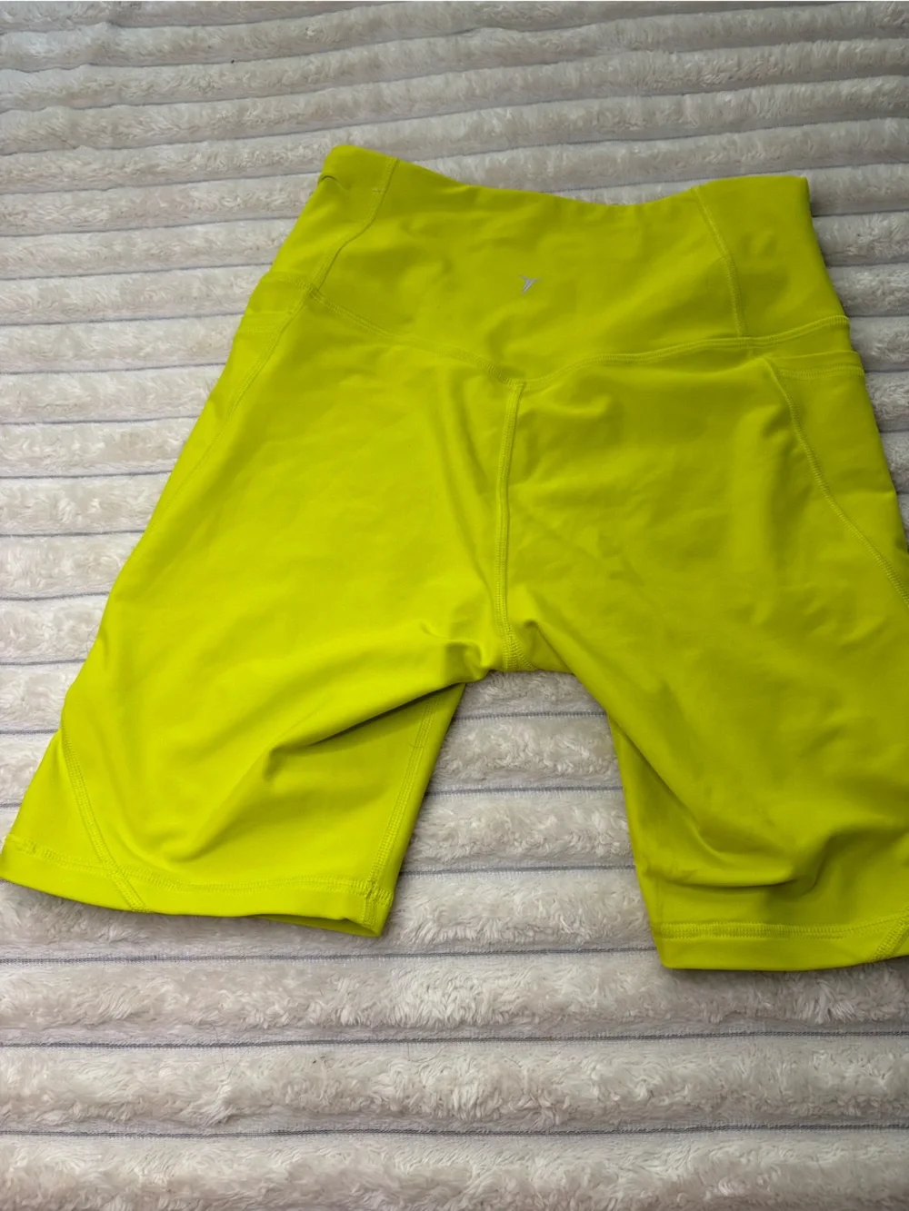 Size Medium Old Navy Active Neon Yellow Athletic Biker Shorts